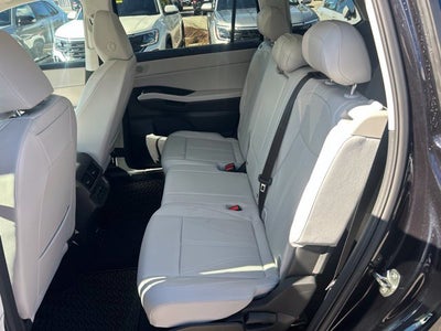 2027 Volkswagen Atlas SE w/Technology