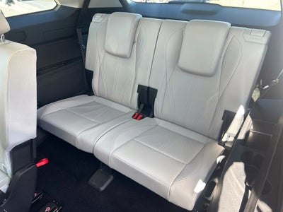 2027 Volkswagen Atlas SE w/Technology