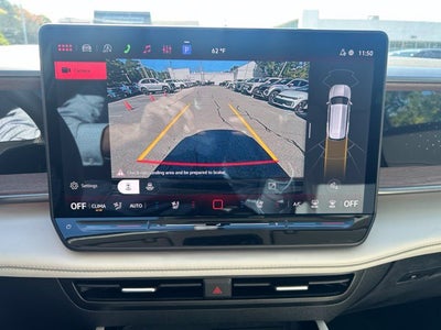 2027 Volkswagen Atlas SE w/Technology