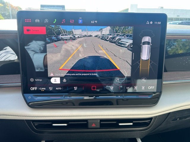 2027 Volkswagen Atlas SE w/Technology