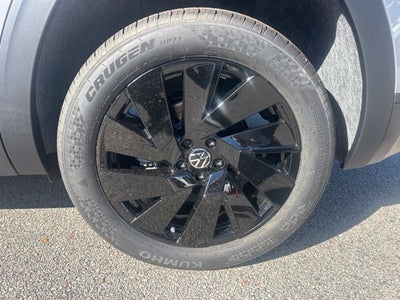 2026 Volkswagen Atlas Cross Sport SE w/Technology