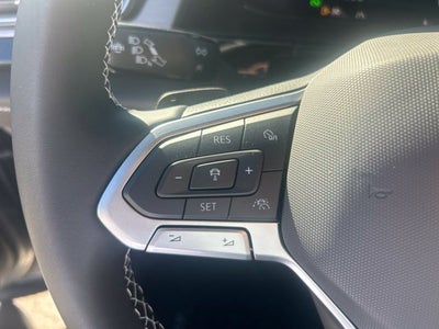 2026 Volkswagen Atlas Cross Sport SE w/Technology