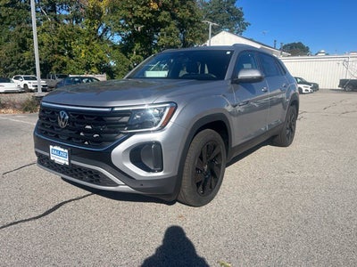 2026 Volkswagen Atlas Cross Sport SE w/Technology