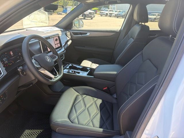 2026 Volkswagen Atlas Cross Sport SE w/Technology