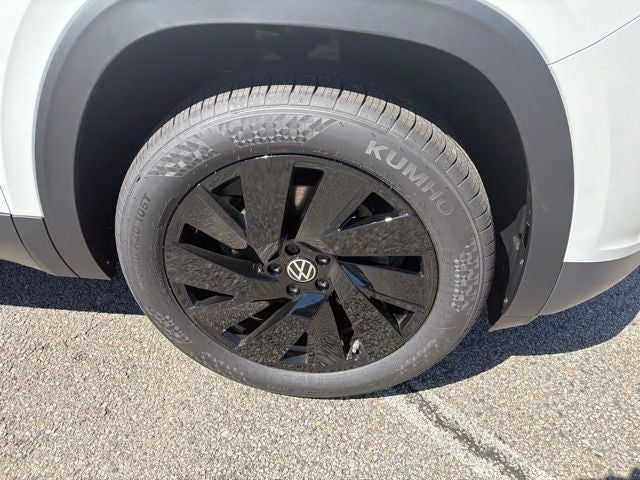 2026 Volkswagen Atlas Cross Sport SE w/Technology
