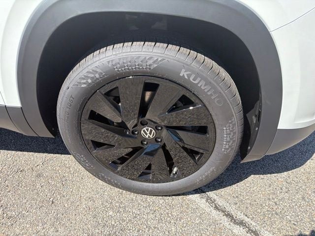 2026 Volkswagen Atlas Cross Sport SE w/Technology