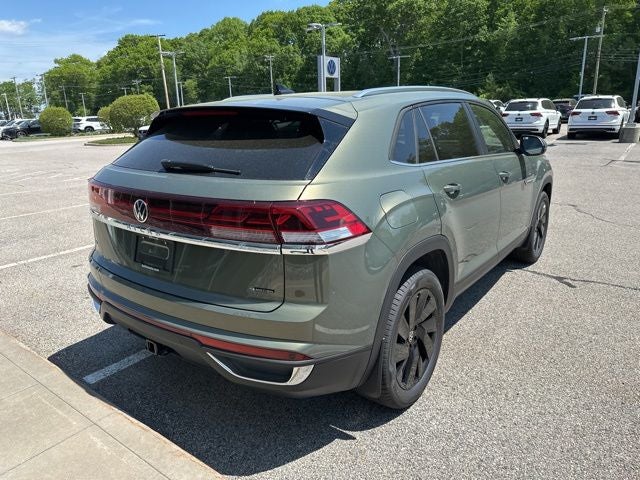 2026 Volkswagen Atlas Cross Sport 2.0T SE w/Tech 4MOTION