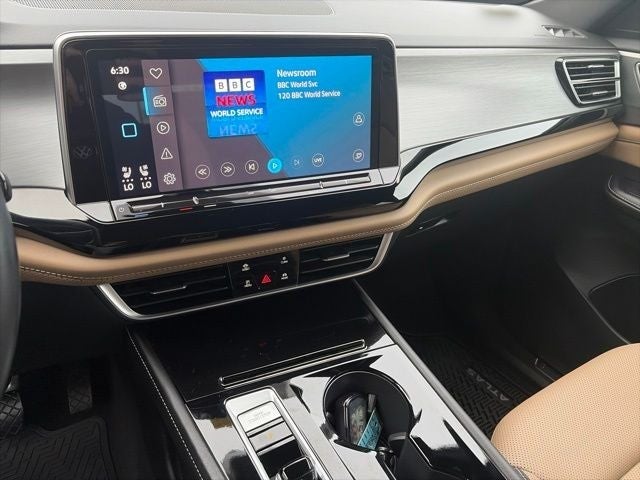 2024 Volkswagen Atlas Cross Sport 2.0T SE w/Technology