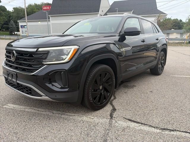 2024 Volkswagen Atlas Cross Sport 2.0T SE w/Technology