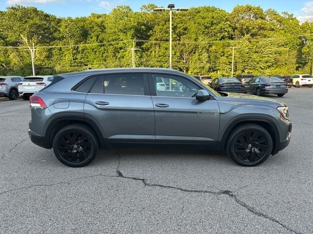 2024 Volkswagen Atlas Cross Sport 2.0T SE w/Technology