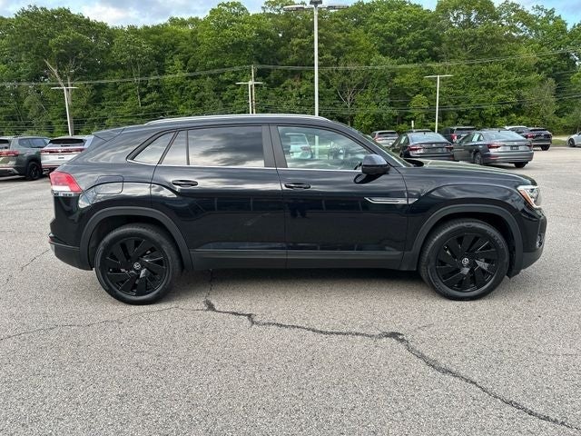 2024 Volkswagen Atlas Cross Sport 2.0T SE w/Technology