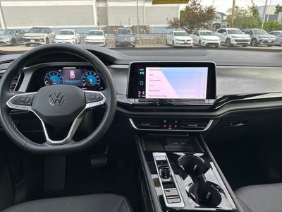 2024 Volkswagen Atlas Cross Sport 2.0T SE w/Technology
