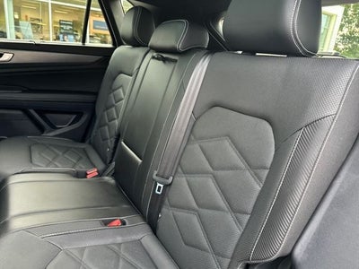 2024 Volkswagen Atlas Cross Sport 2.0T SE w/Technology