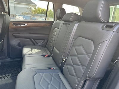 2026 Volkswagen Atlas 2.0T SE w/ Technology