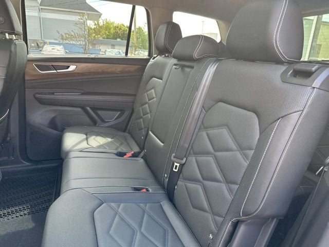 2026 Volkswagen Atlas 2.0T SE w/ Technology