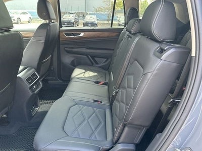 2026 Volkswagen Atlas 2.0T SE w/ Technology