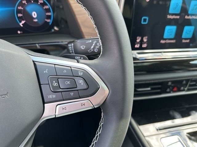 2026 Volkswagen Atlas 2.0T SE w/ Technology