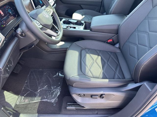 2026 Volkswagen Atlas 2.0T SE w/ Technology