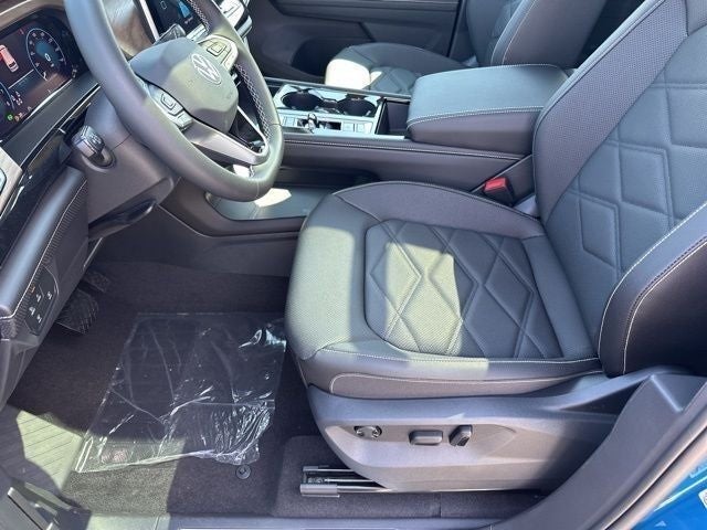 2026 Volkswagen Atlas 2.0T SE w/ Technology