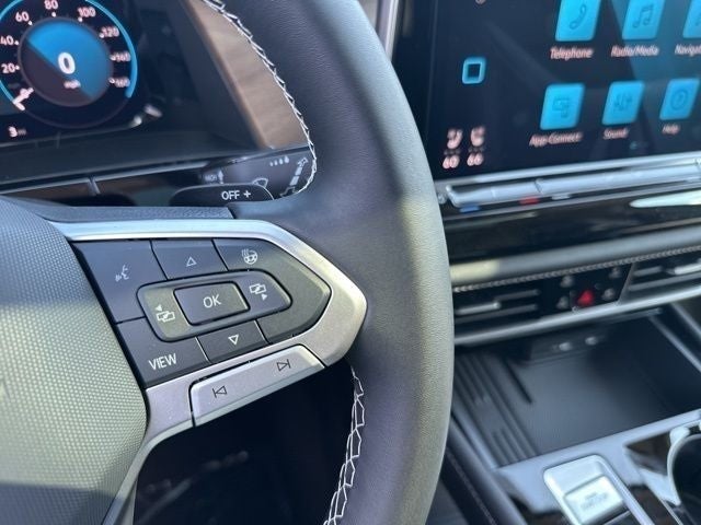 2026 Volkswagen Atlas 2.0T SE w/ Technology