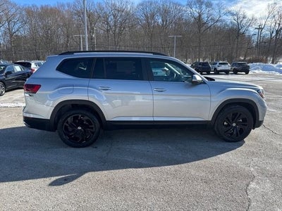 2023 Volkswagen Atlas 3.6L V6 SE w/Technology