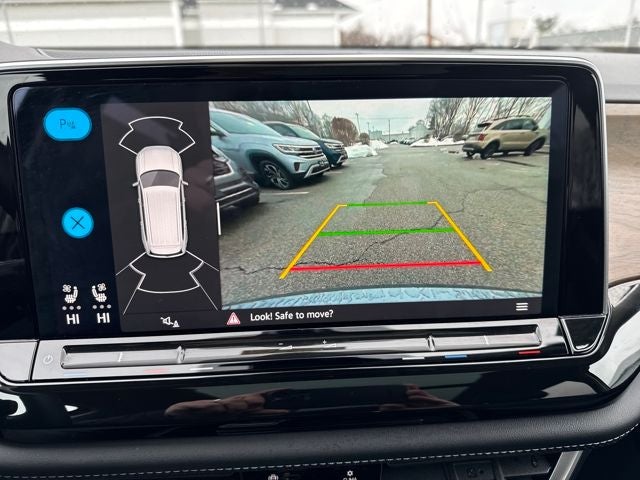 2025 Volkswagen Atlas 2.0T SE w/Technology