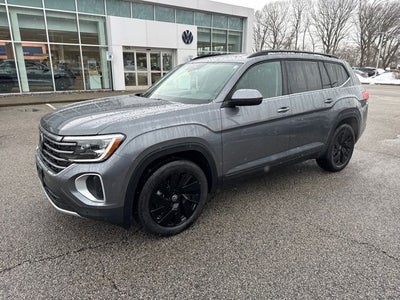 2025 Volkswagen Atlas 2.0T SE w/Technology