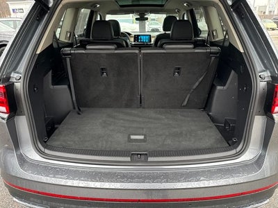 2025 Volkswagen Atlas 2.0T SE w/Technology