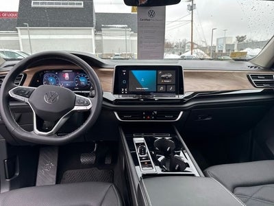 2025 Volkswagen Atlas 2.0T SE w/Technology