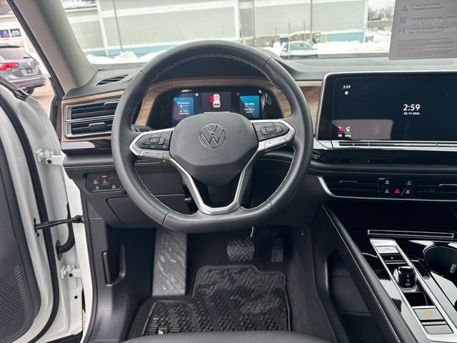 2024 Volkswagen Atlas 2.0T SE w/Technology