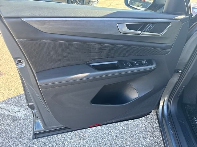 2025 Volkswagen Atlas Cross Sport 2.0T SE