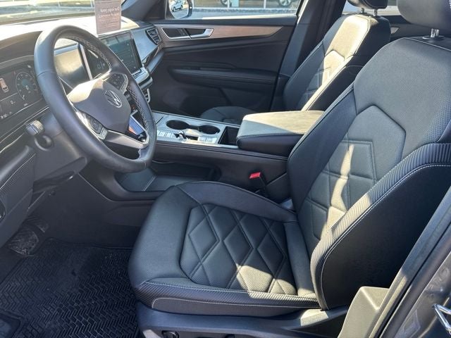 2025 Volkswagen Atlas Cross Sport 2.0T SE