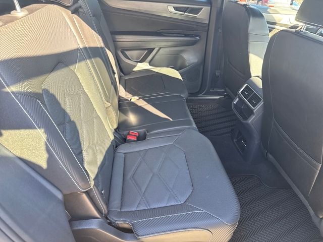 2025 Volkswagen Atlas Cross Sport 2.0T SE