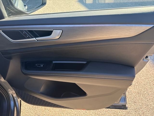 2025 Volkswagen Atlas Cross Sport 2.0T SE