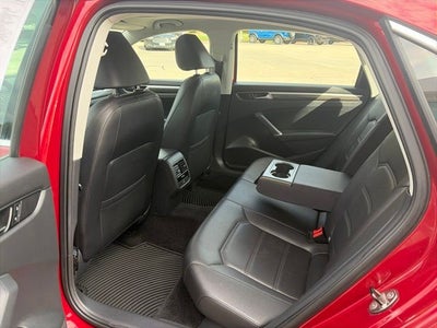 2016 Volkswagen Passat 1.8T SE