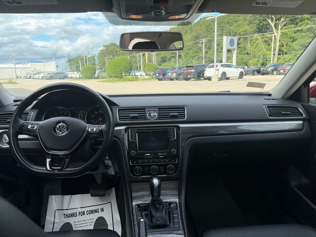2016 Volkswagen Passat 1.8T SE