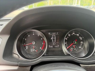 2016 Volkswagen Passat 1.8T SE