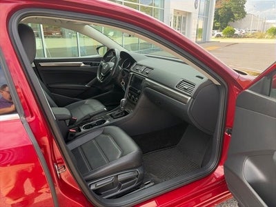 2016 Volkswagen Passat 1.8T SE