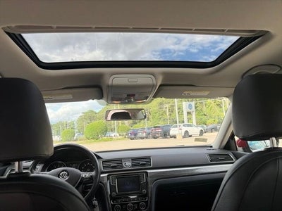 2016 Volkswagen Passat 1.8T SE