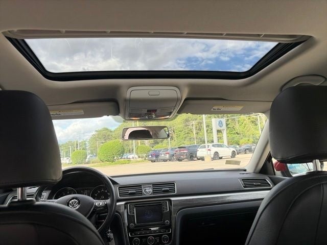 2016 Volkswagen Passat 1.8T SE