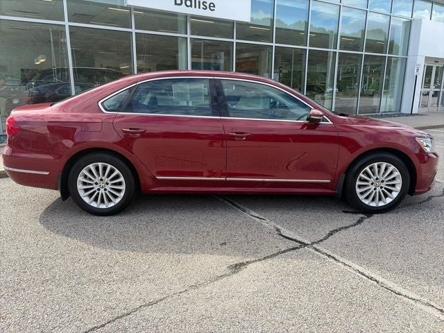 2016 Volkswagen Passat 1.8T SE