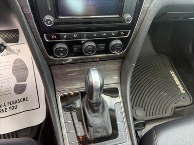 2016 Volkswagen Passat 1.8T SE