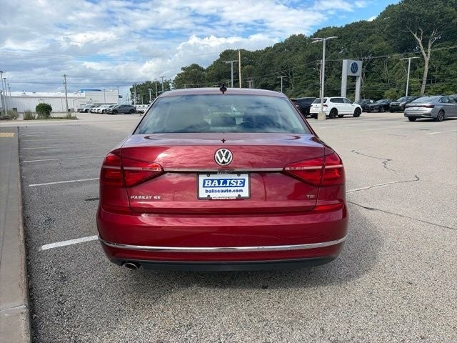 2016 Volkswagen Passat 1.8T SE