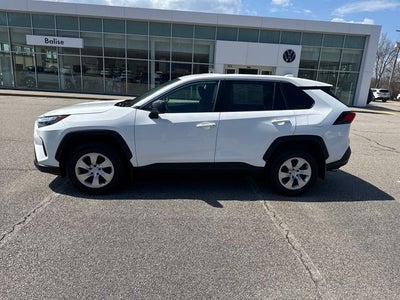 2023 Toyota RAV4 LE