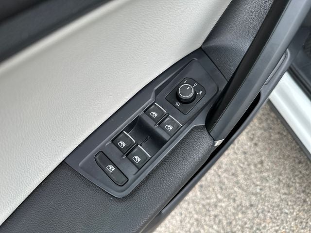 2018 Volkswagen Tiguan 2.0T SEL 4Motion