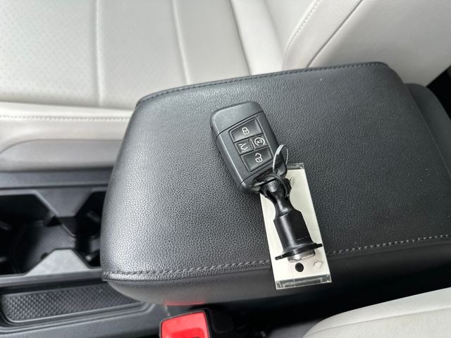 2018 Volkswagen Tiguan 2.0T SEL 4Motion