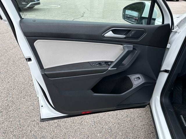 2018 Volkswagen Tiguan 2.0T SEL 4Motion
