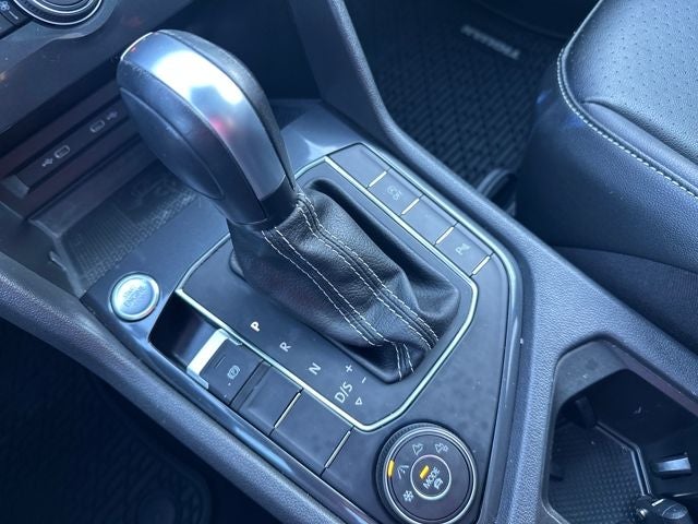 2021 Volkswagen Tiguan 2.0T SE R-Line Black