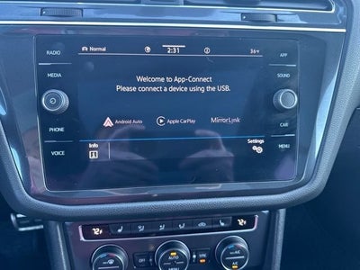 2021 Volkswagen Tiguan 2.0T SE R-Line Black