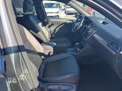 2021 Volkswagen Tiguan 2.0T SE R-Line Black